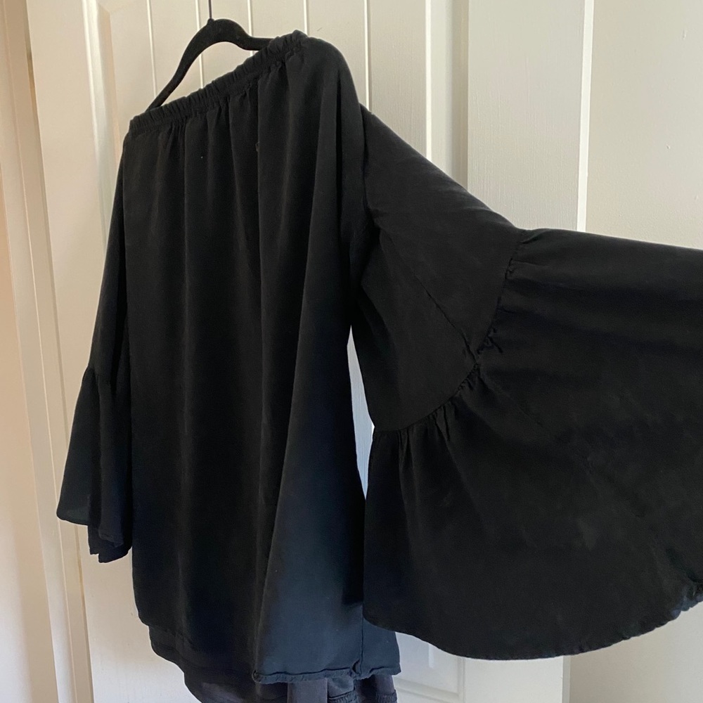 Black, bell sleeve, floral dress.  Large.